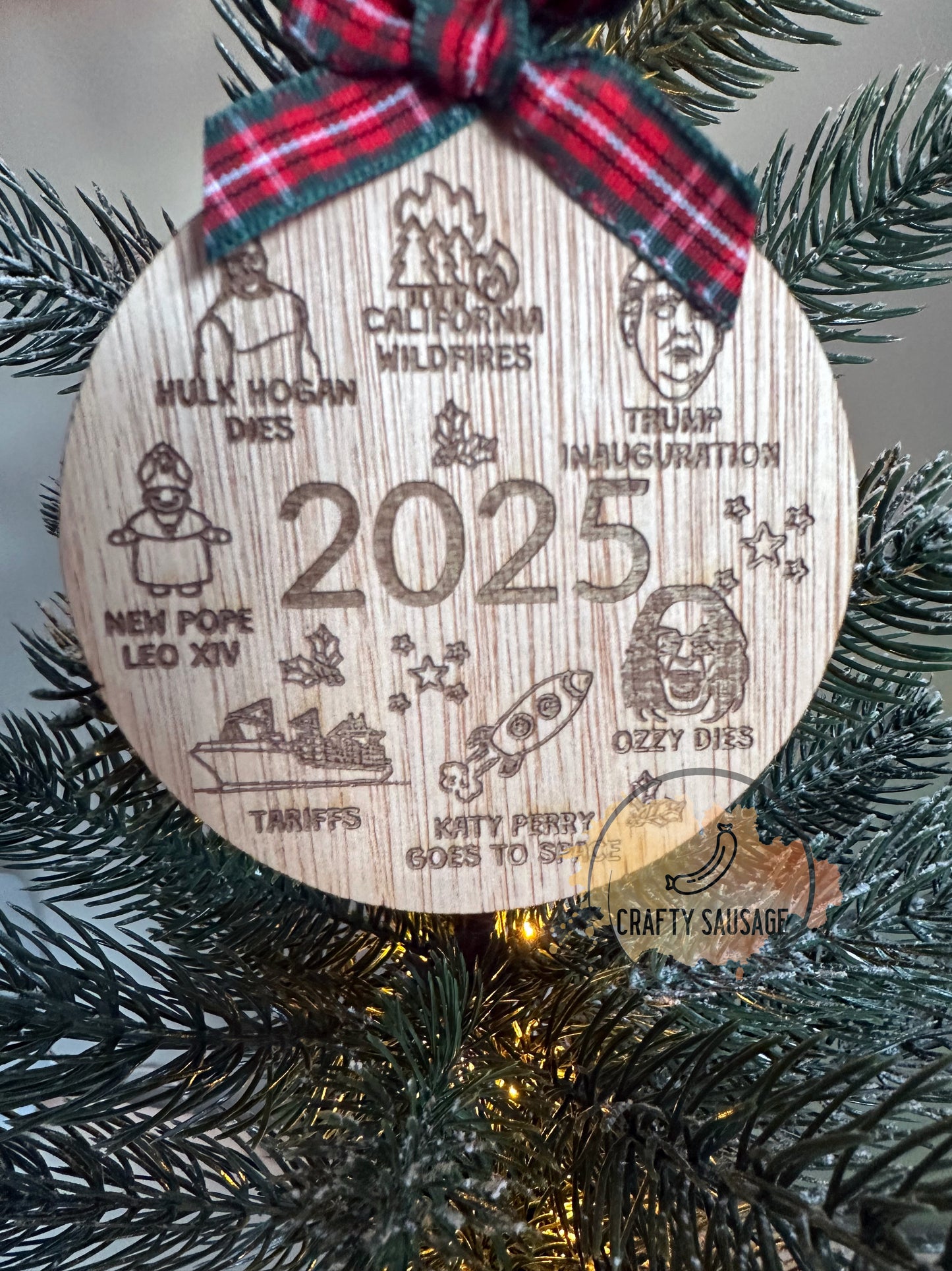 2025 Year in Review Bauble – Funny Christmas Ornament Recapping the Year’s Biggest Moments